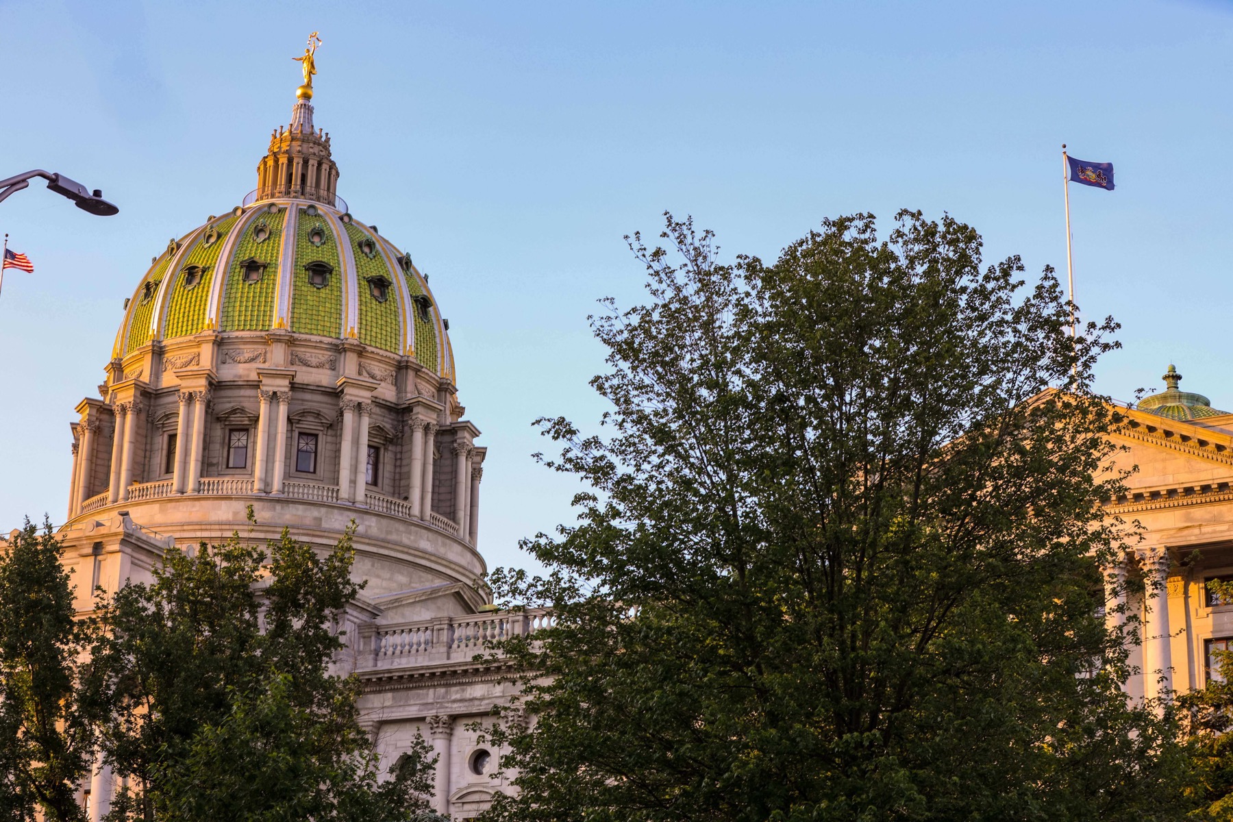 Exterior of the Pennsylvania state capitol building